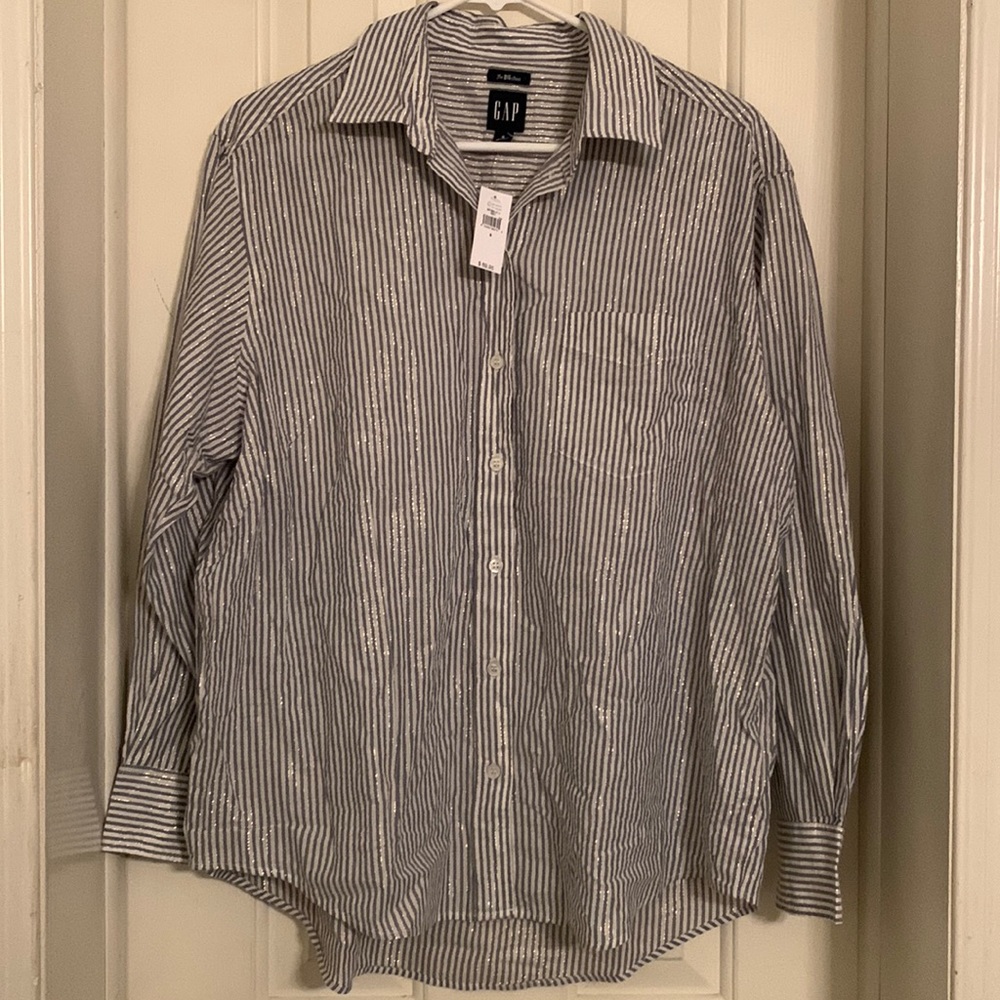 Gap Button Up Top